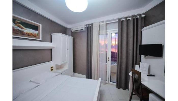 Iliria Internacional Hotel poza 2