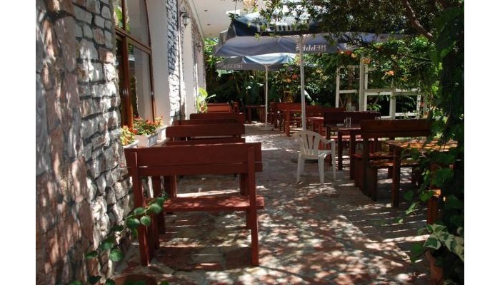 Hotel Rixhi poza 5