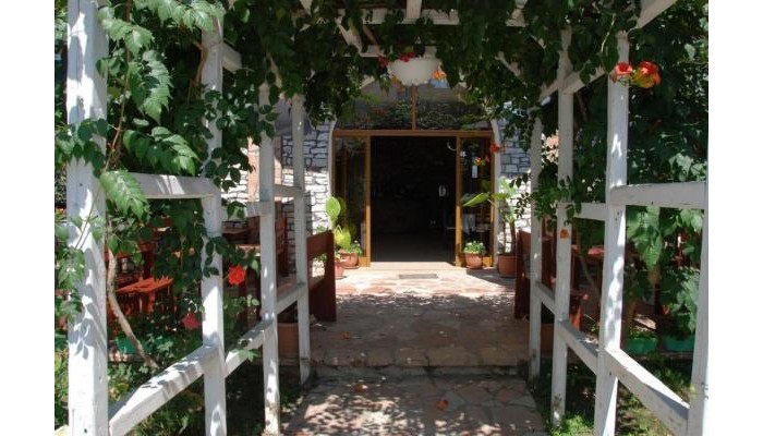 Hotel Rixhi poza 4